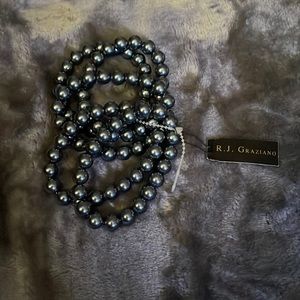 Grey elastic bracelets